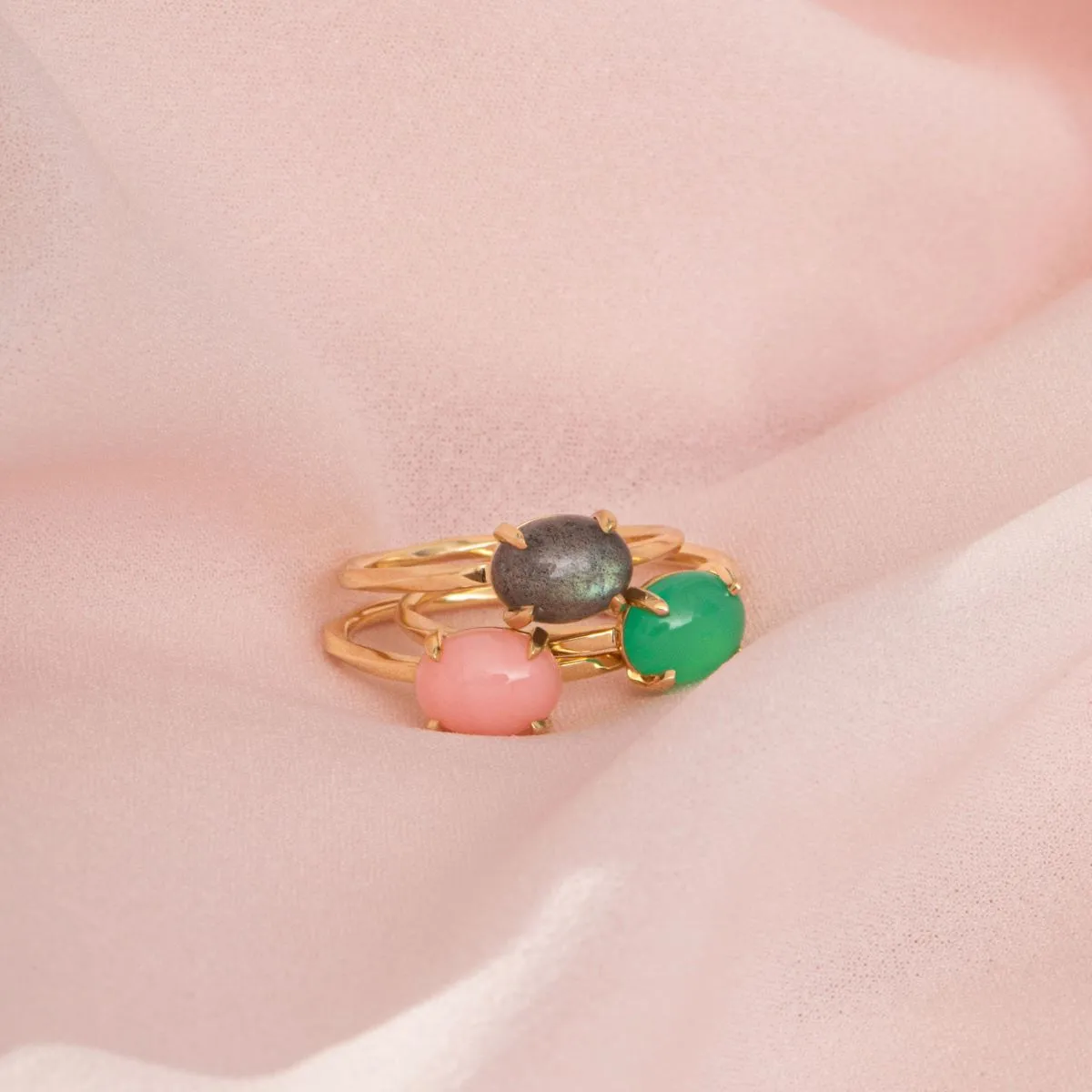 10K Gold Ring w. Chrysoprase