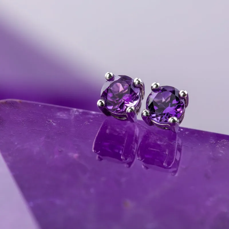 18ct White Gold 0.47ct Amethyst Round Stud Earrings