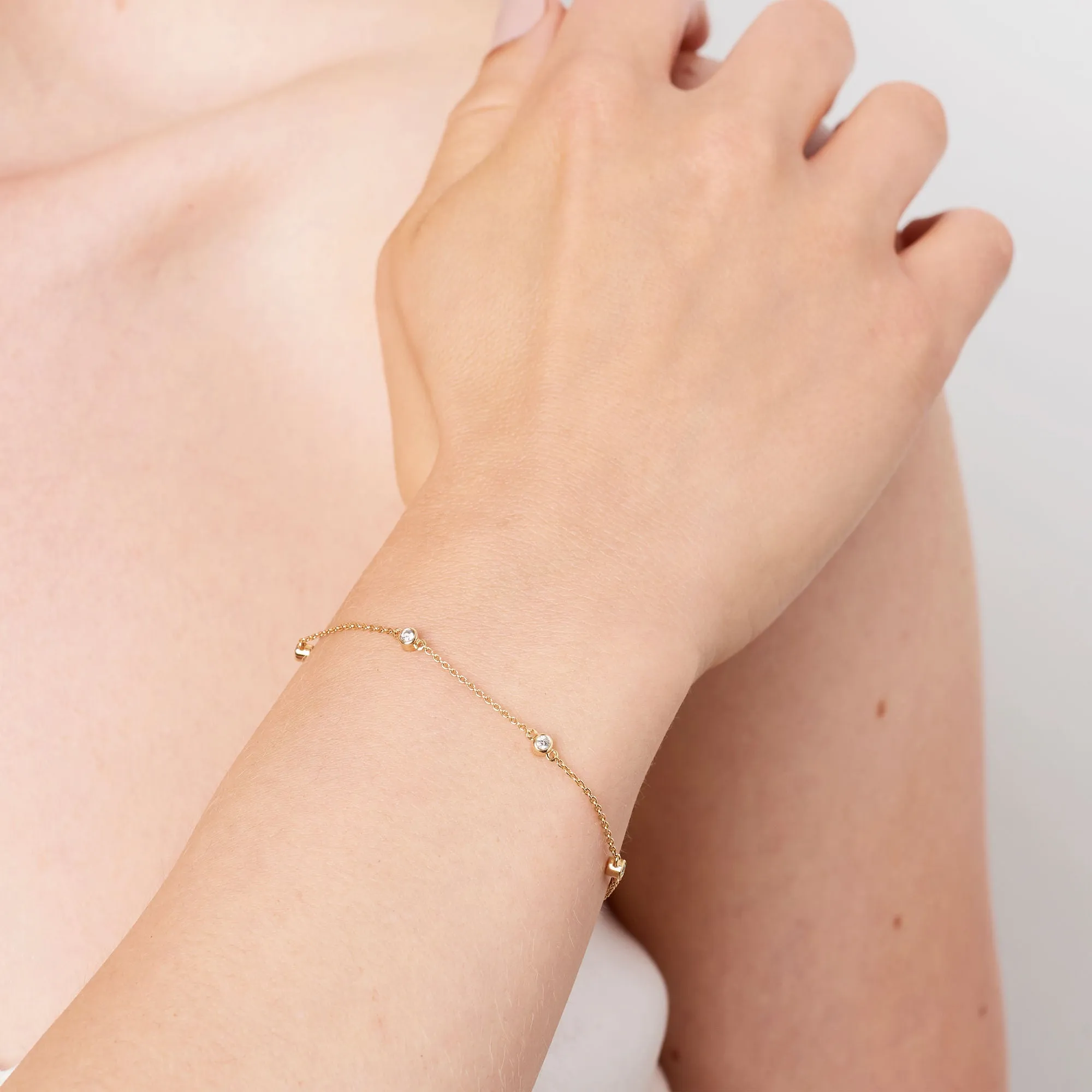 5 Diamonds 14K Gold Bracelet