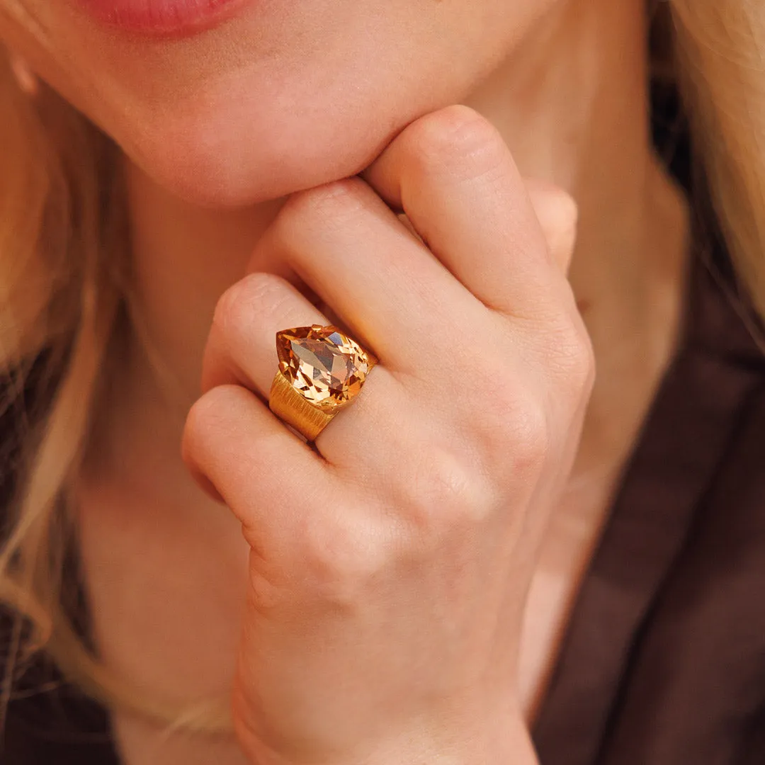 Classic Drop Ring / Light Colorado Topaz Caroline Svedbom