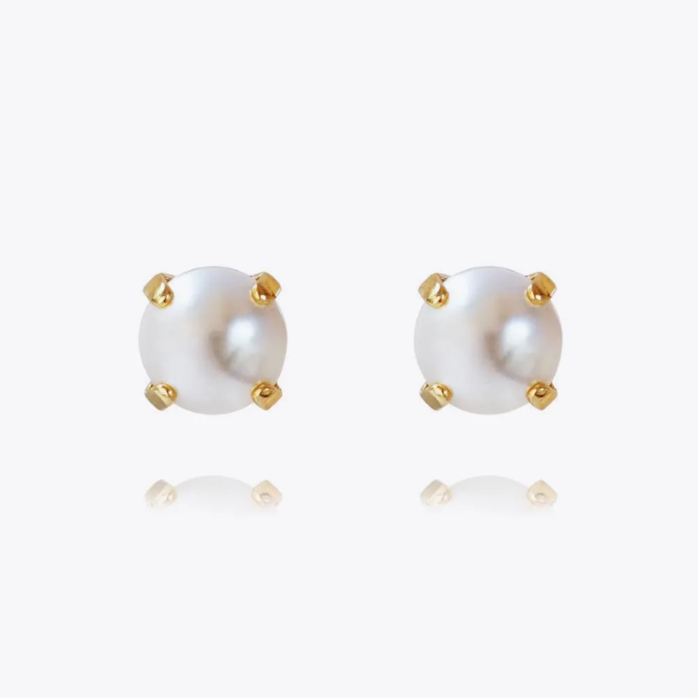 Classic Stud Earrings / Pearl Caroline Svedbom