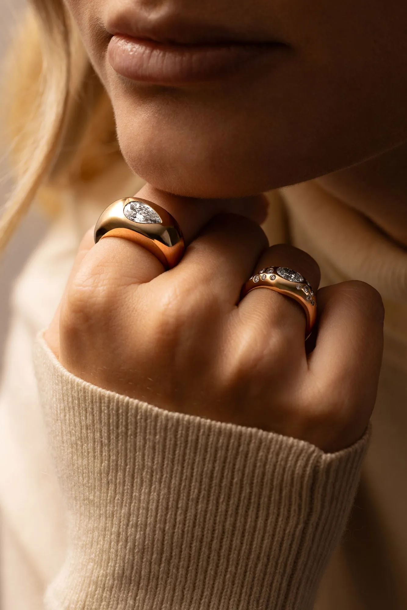 Curve 18K Rosegold Ring w. Diamond