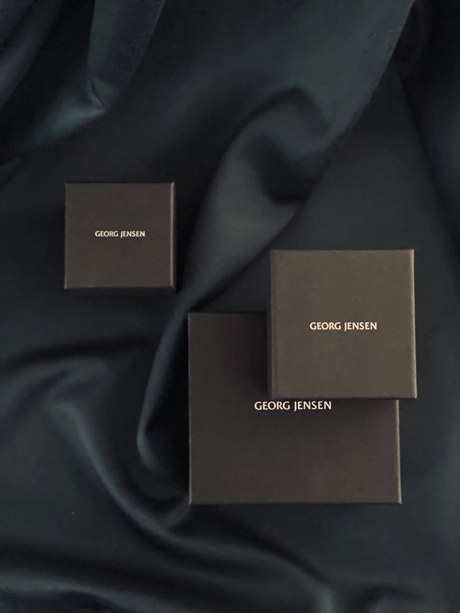 Daisy x Stine Goya Hanging Green Silver Earrings