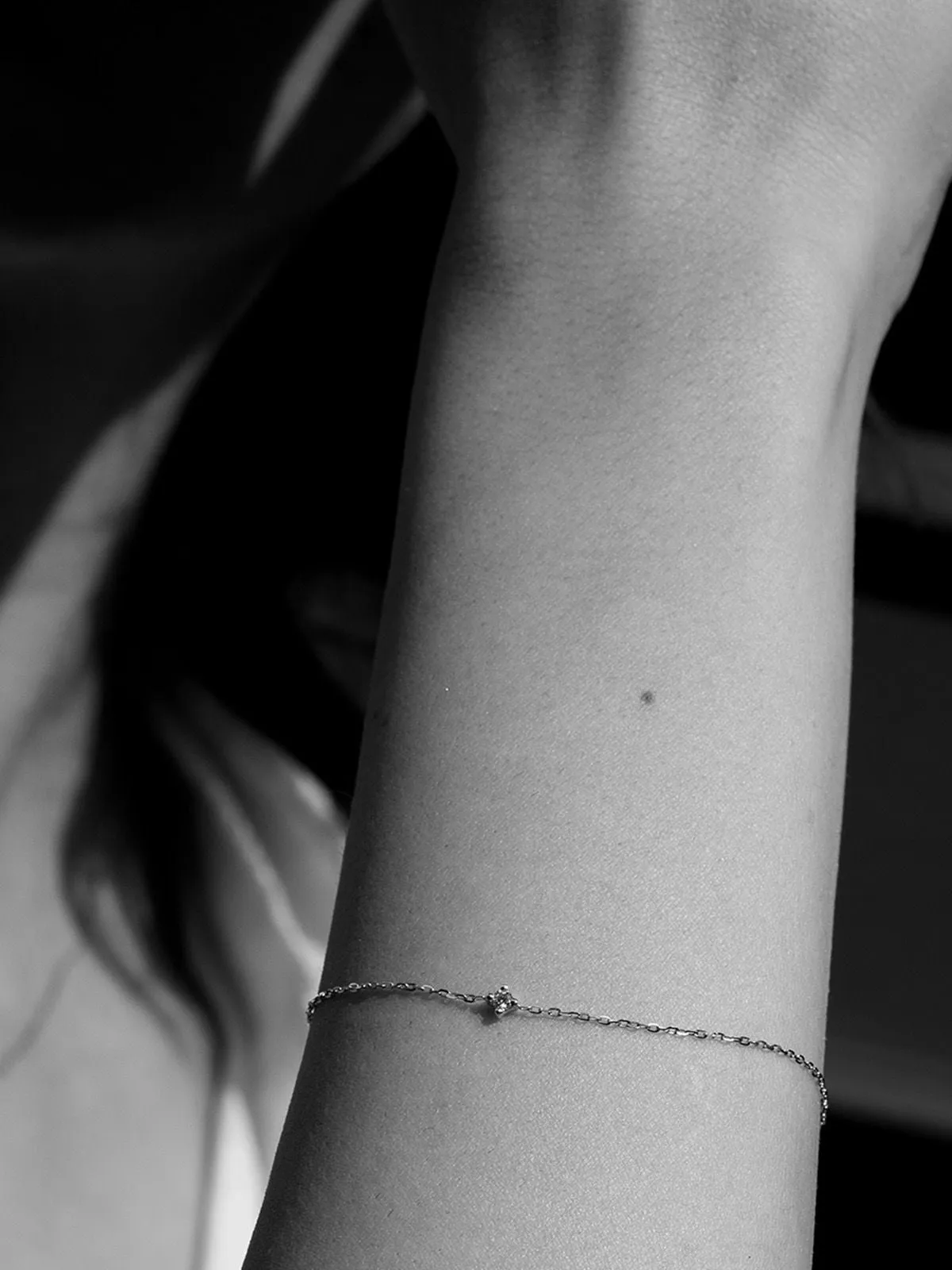 Diamond 0.04 14K Gold Bracelet w. Diamond