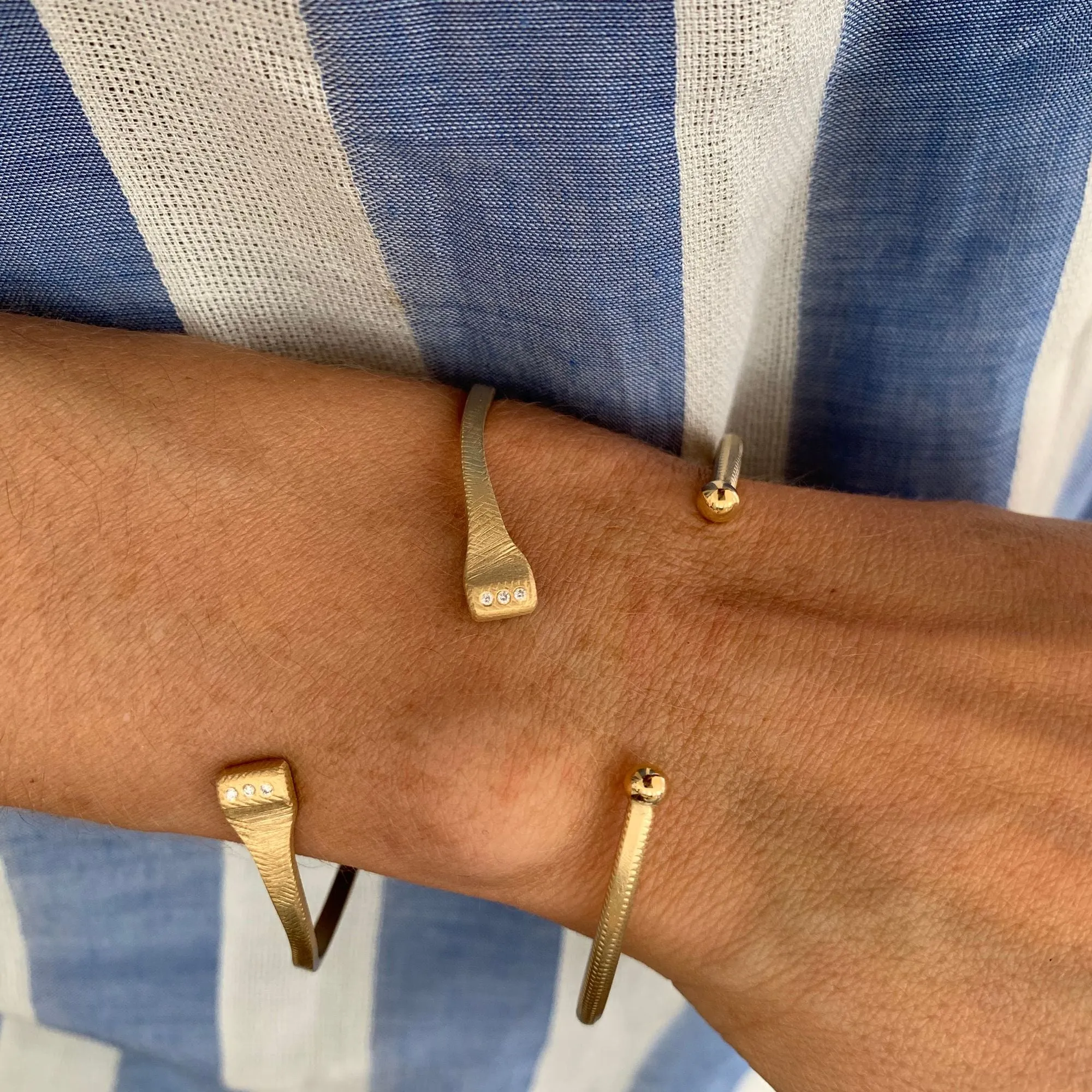 Esme 18K Gold Bangle