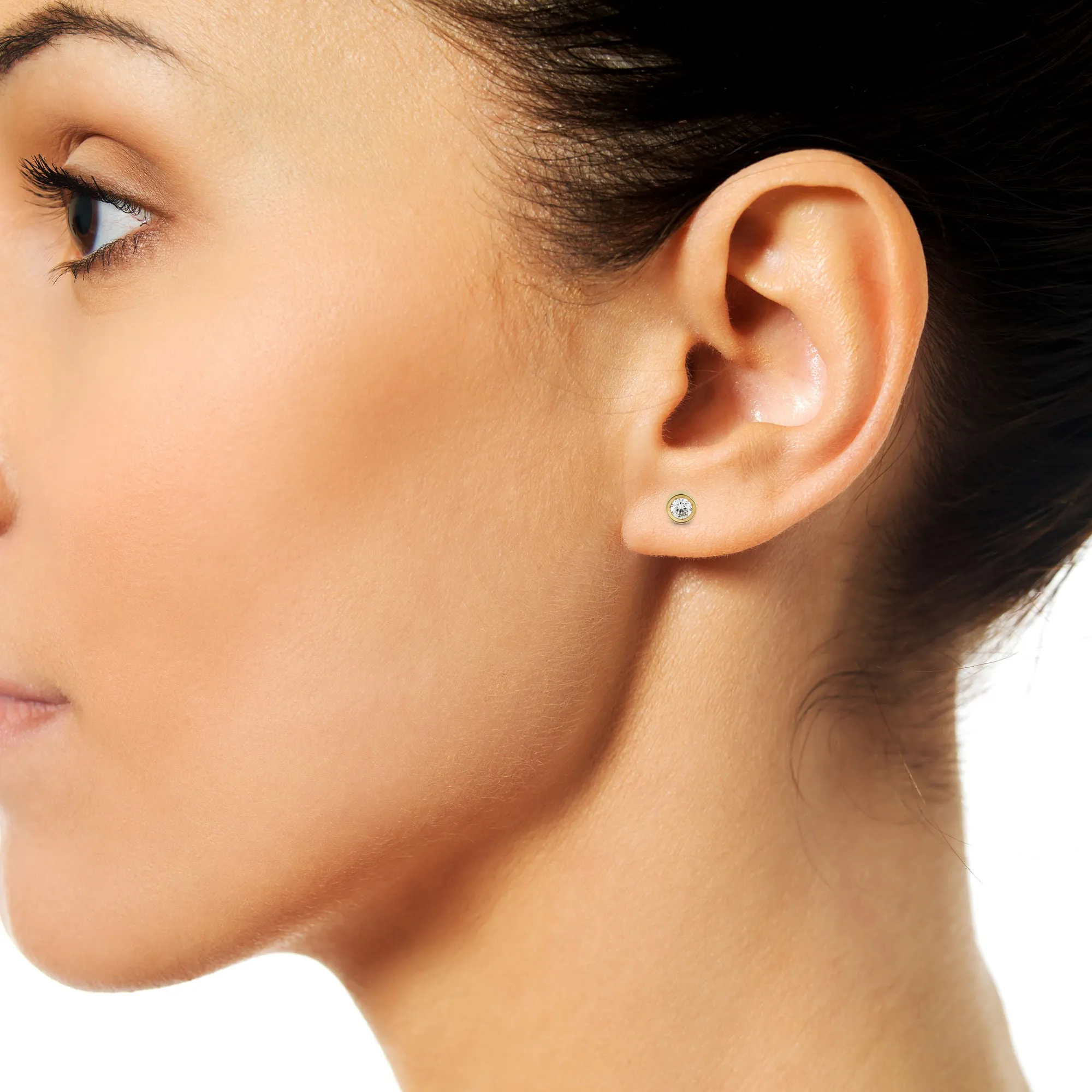 Flash 18K Gold Earrings w. Diamonds