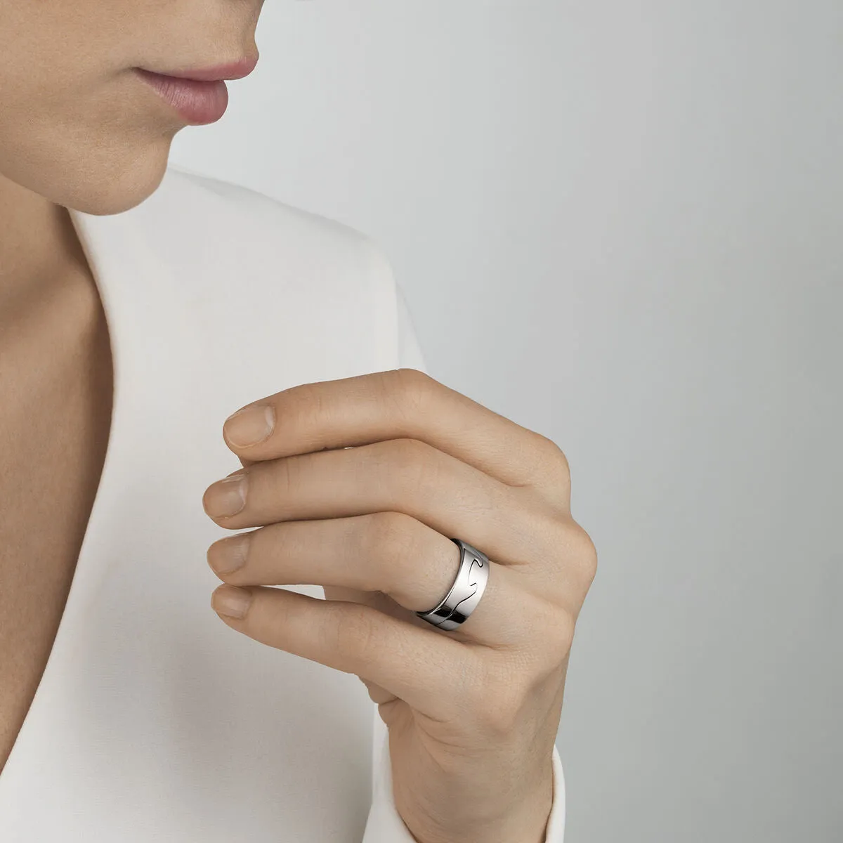 Fusion End 18K White Gold Ring