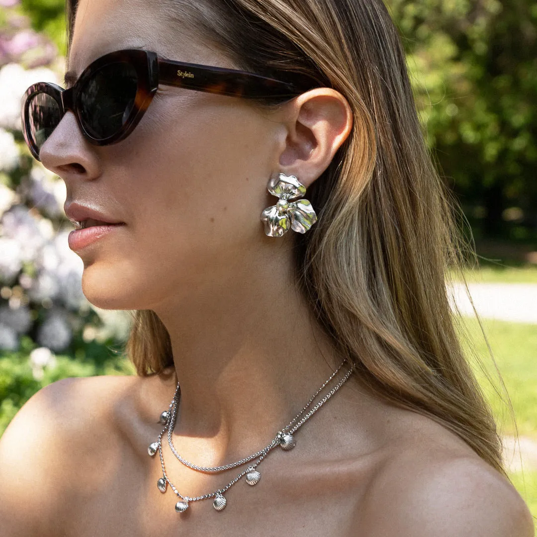 Gaura Earrings / Pearl Caroline Svedbom