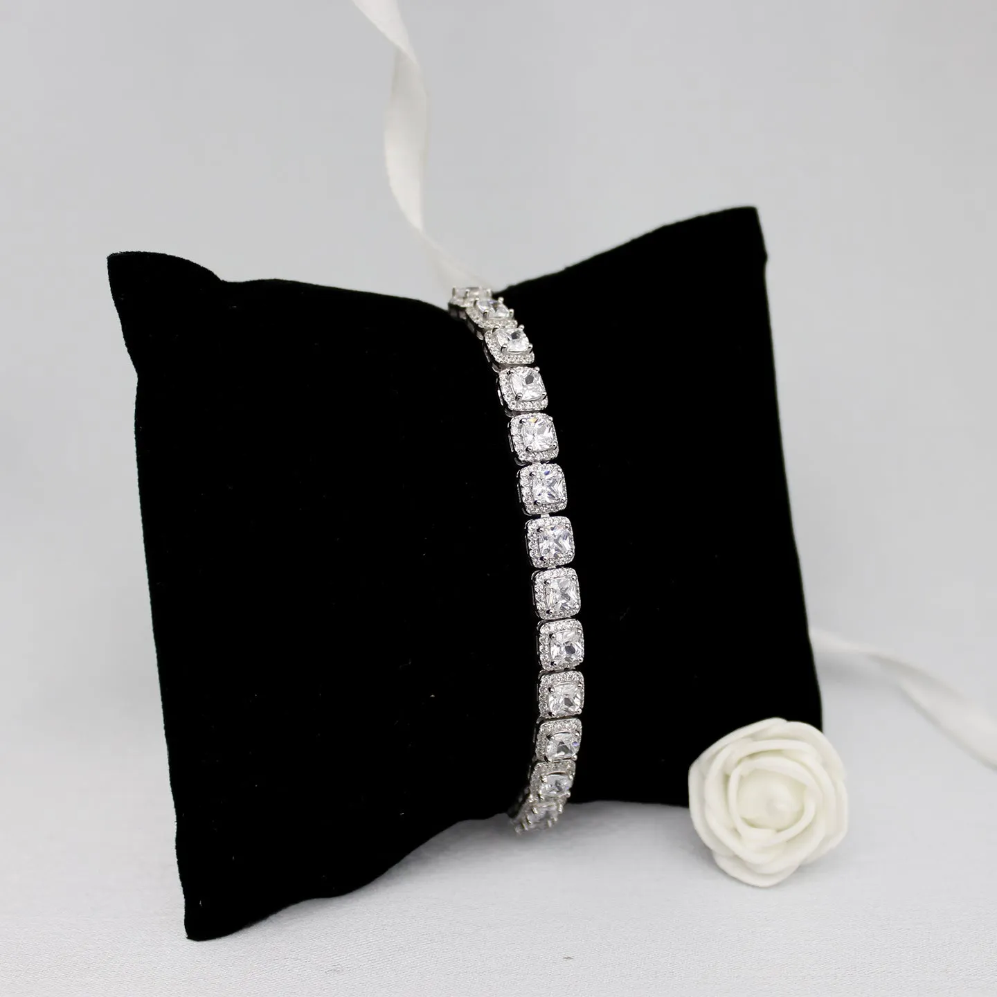 GIVA Classic Solitaire Bracelet Giva