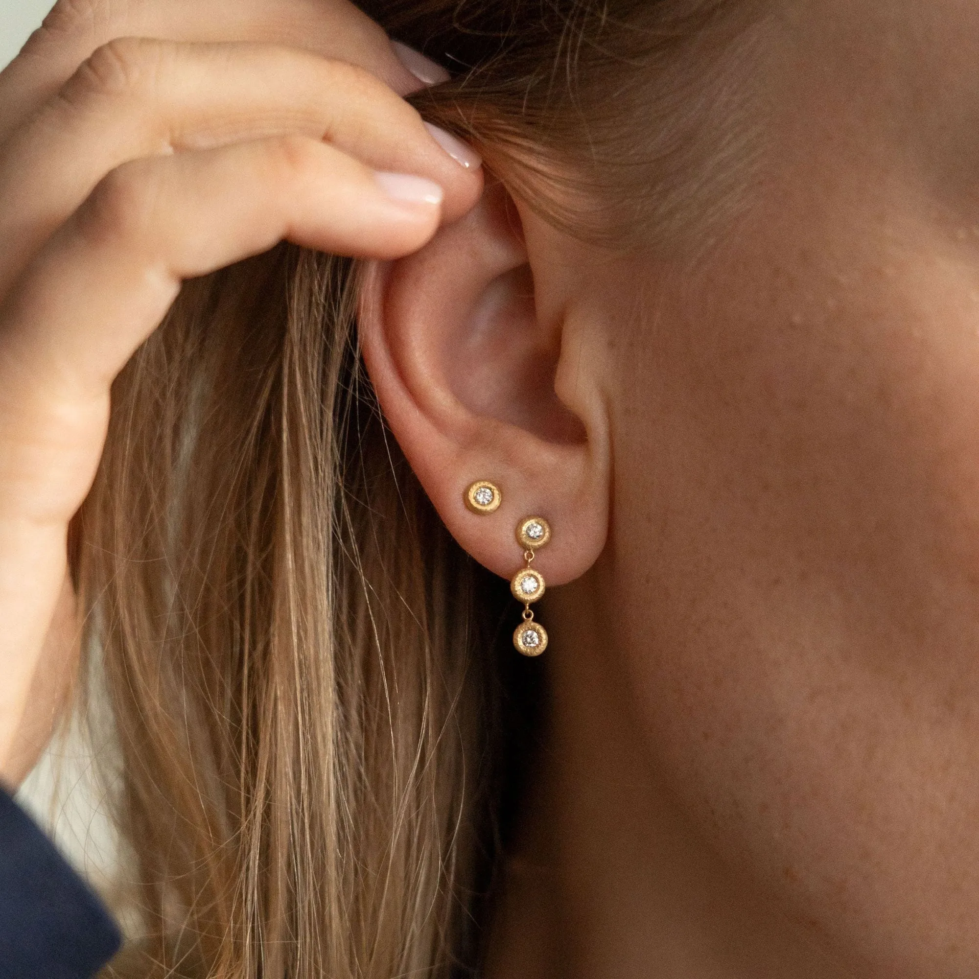 Glory Trio 18K Gold Earrings w. Diamond