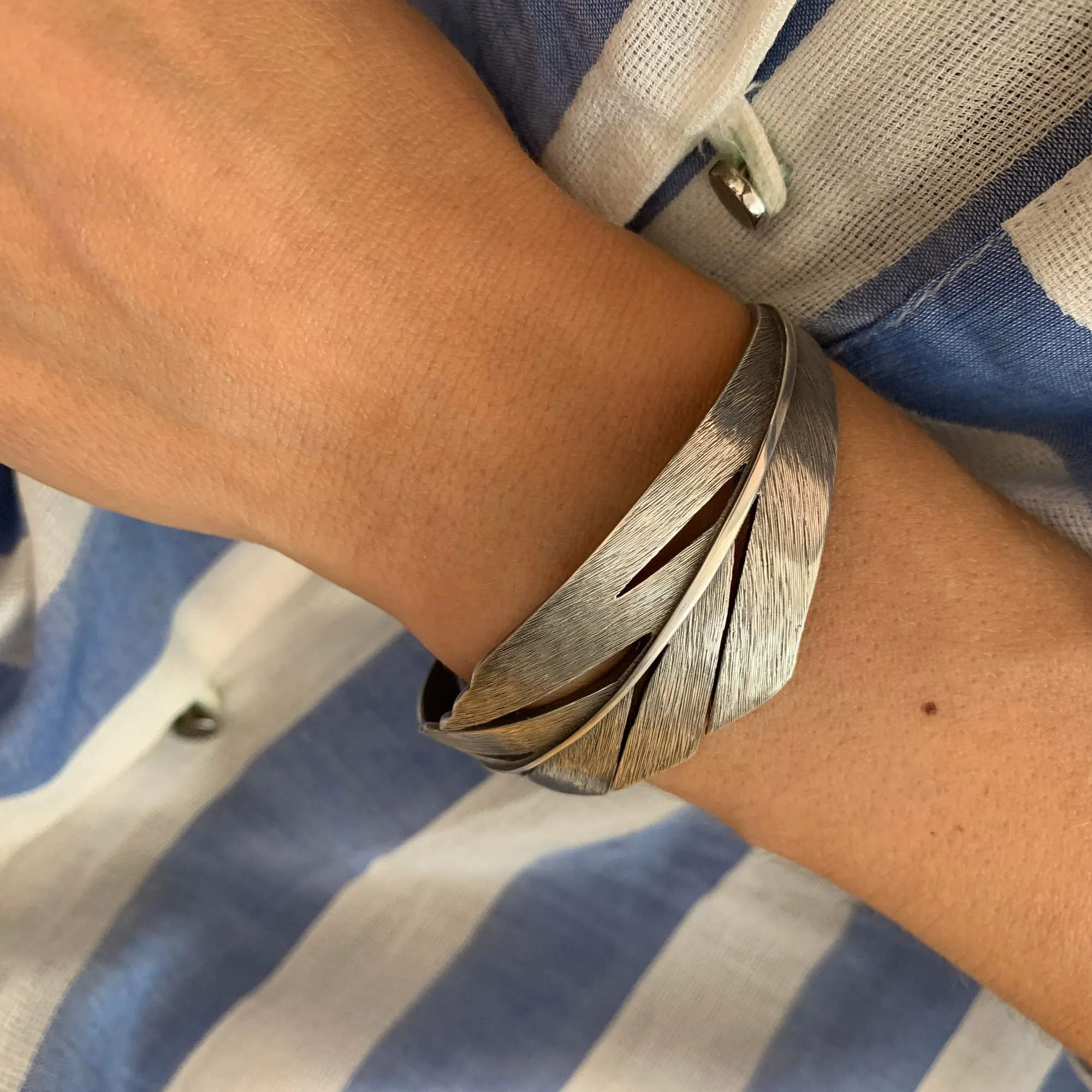 Miss Barks Bracelet Grey