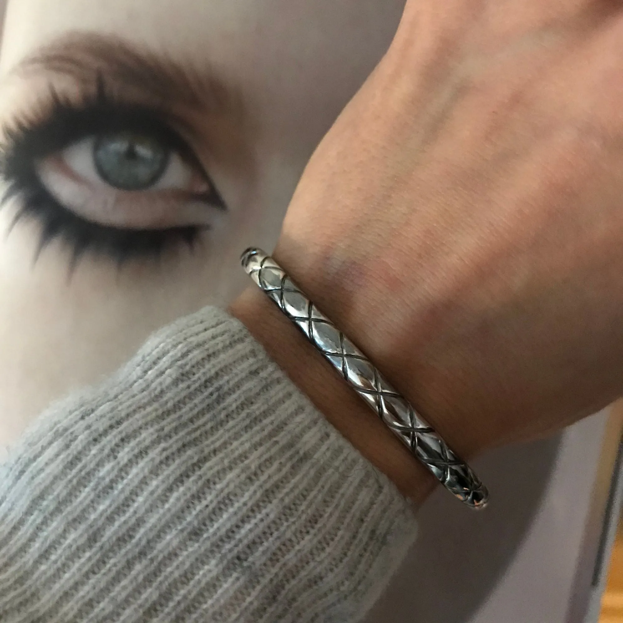 Miss Bibi Antique Bangle