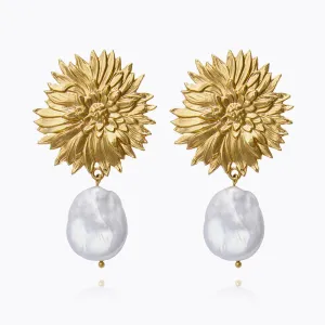 Noeli Pearl Earrings / Pearl Caroline Svedbom