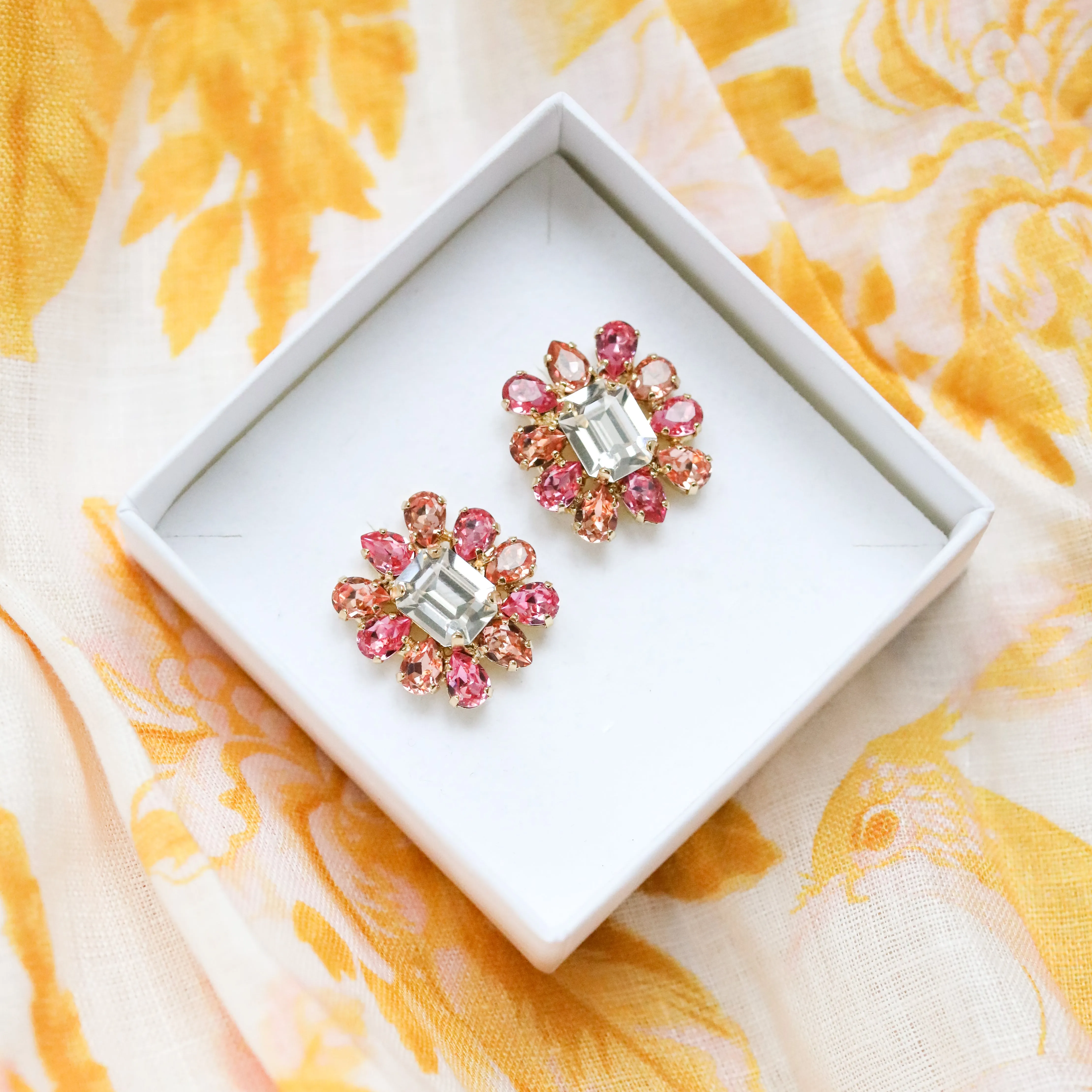 Peony Earrings / Coral Combo Caroline Svedbom