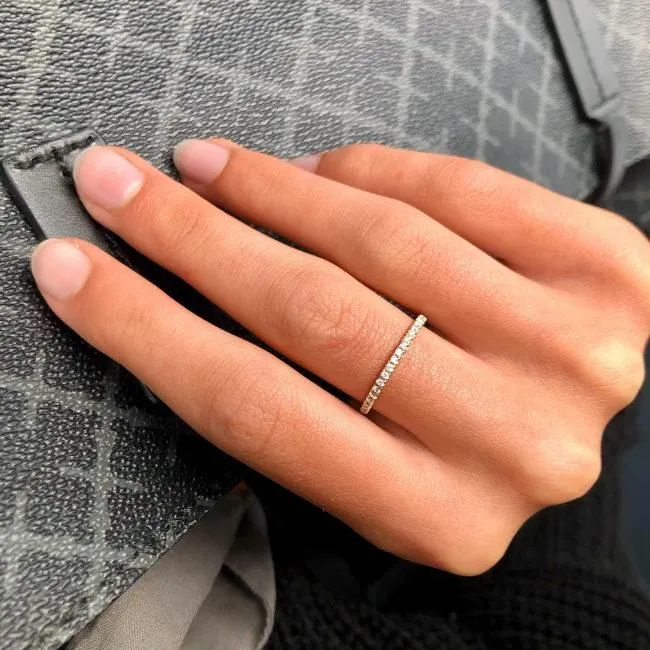Rock Classic 18K Whitegold Ring w. Diamonds