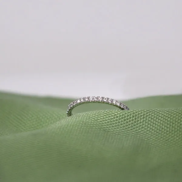 Rock Classic 18K Whitegold Ring w. Diamonds