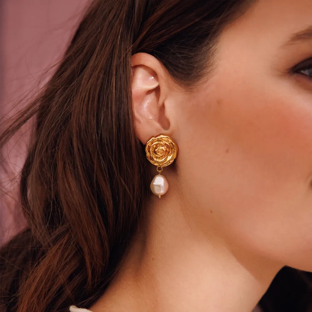 Rosita Pearl Earrings / Pearl Caroline Svedbom