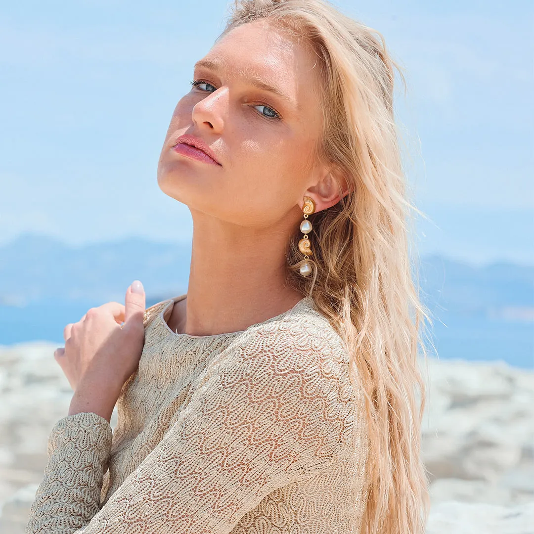 Shell Pearl Earrings / Pearl Caroline Svedbom