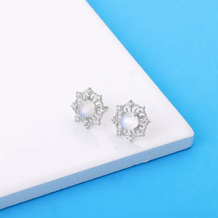 Silver Charming Like A Flower Earrings Giva