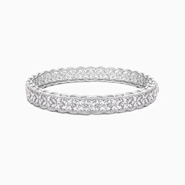 Silver Glinting Treasure Bangle Giva
