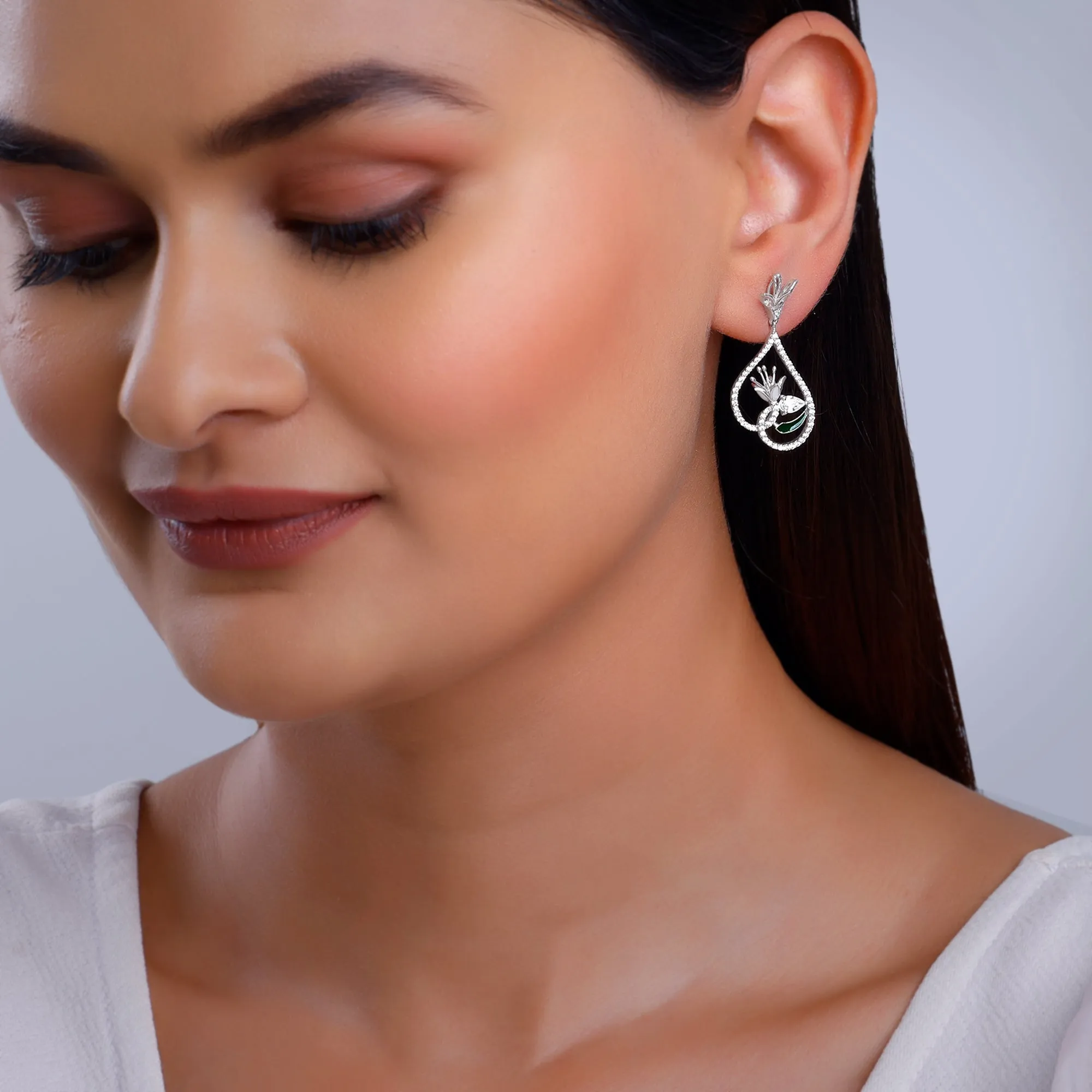 Silver White Musli Earrings Giva