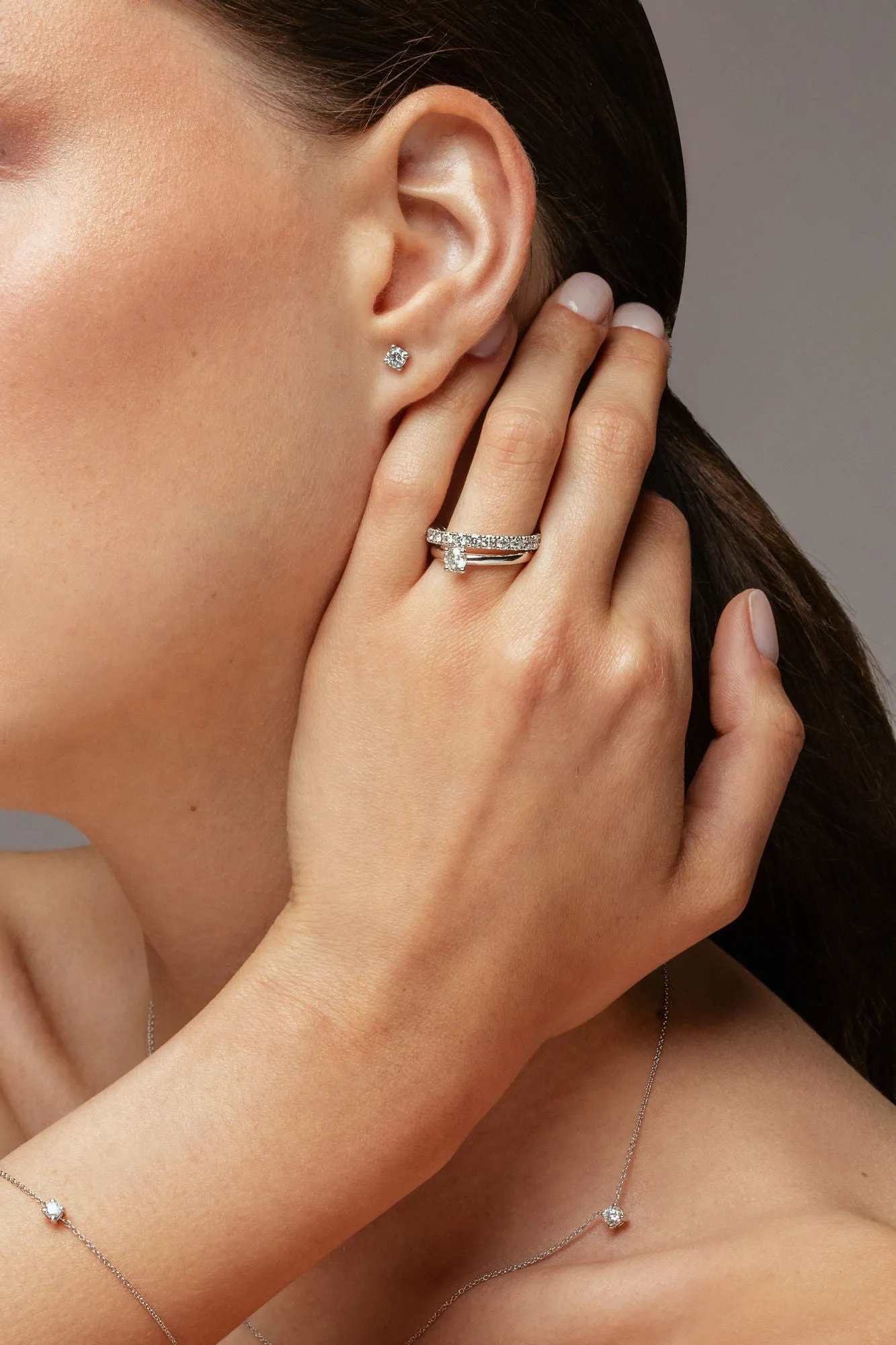 Solitaire 18K White Gold Earrings w. Lab-Grown Diamonds