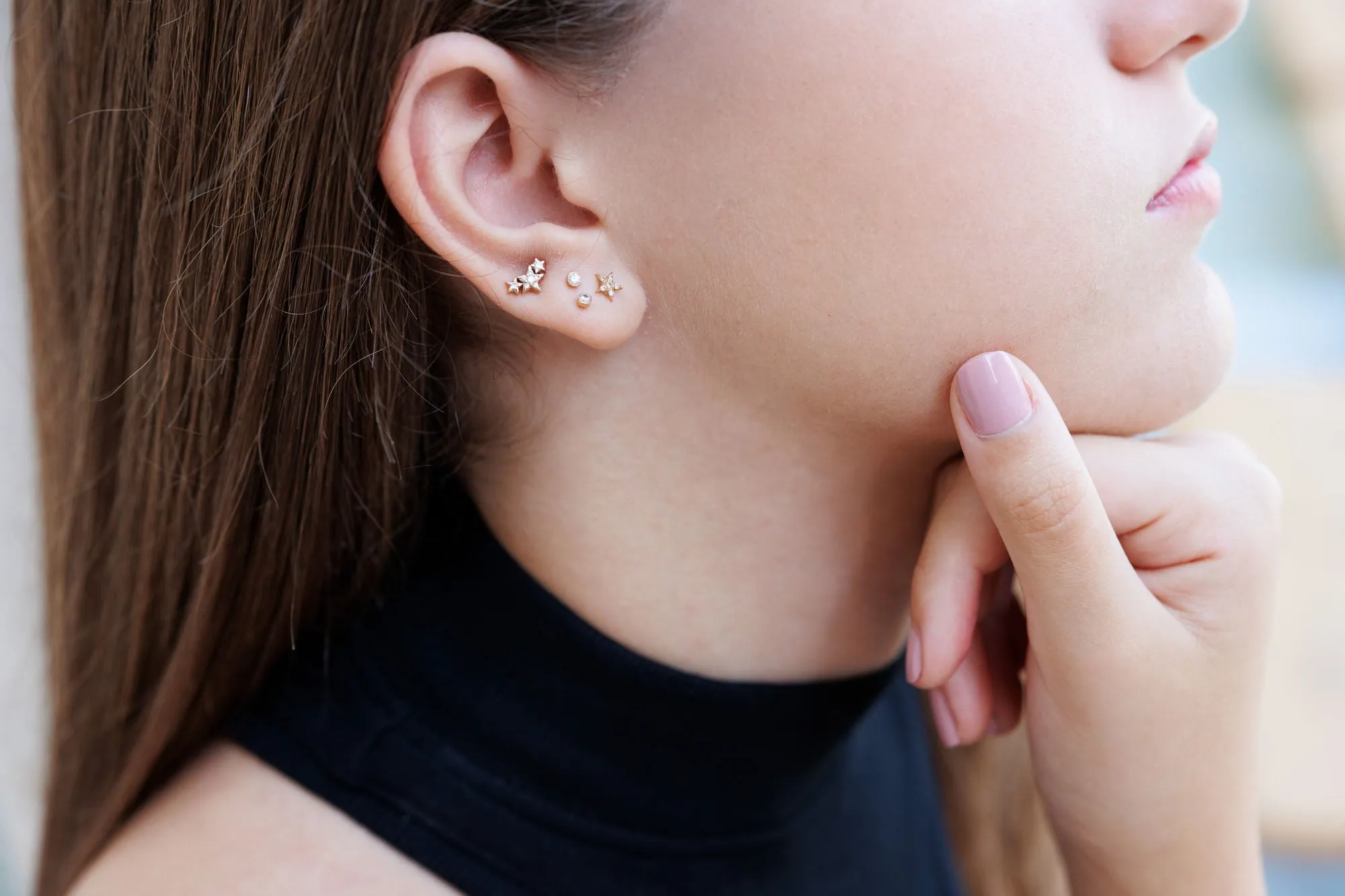Stars 18K Gold, Whitegold or Rosegold Stud w. Diamonds