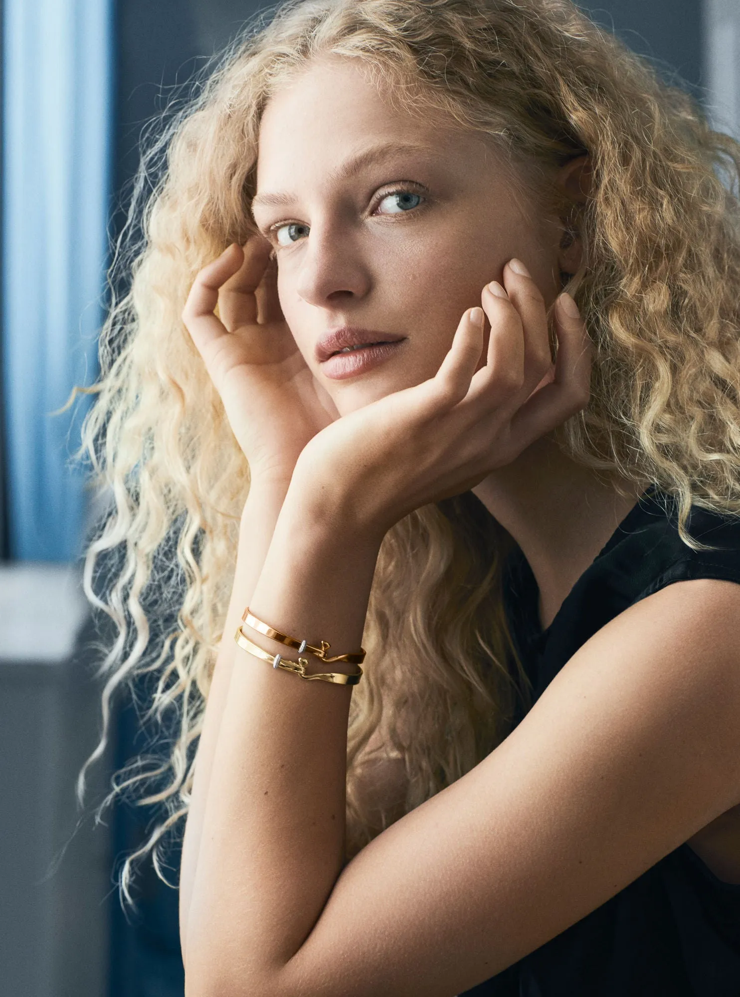 Torun 18K Gold Bangle
