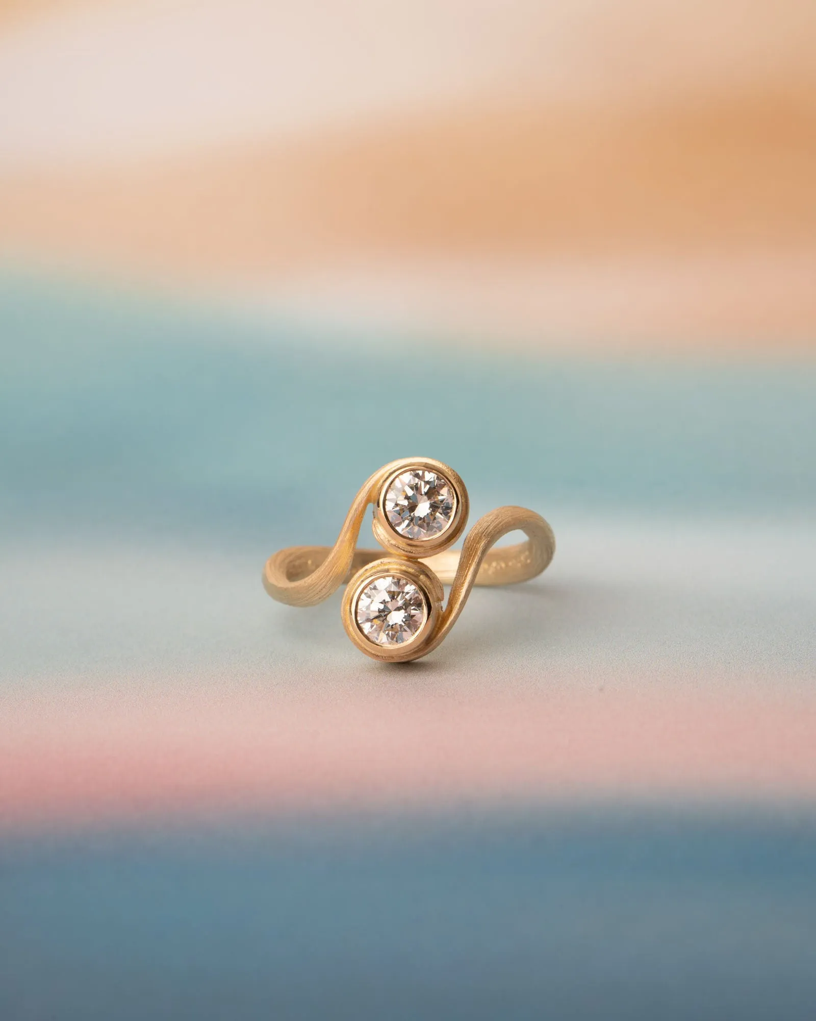 Vega Solitaire Duo 18K Gold Ring w. Diamonds