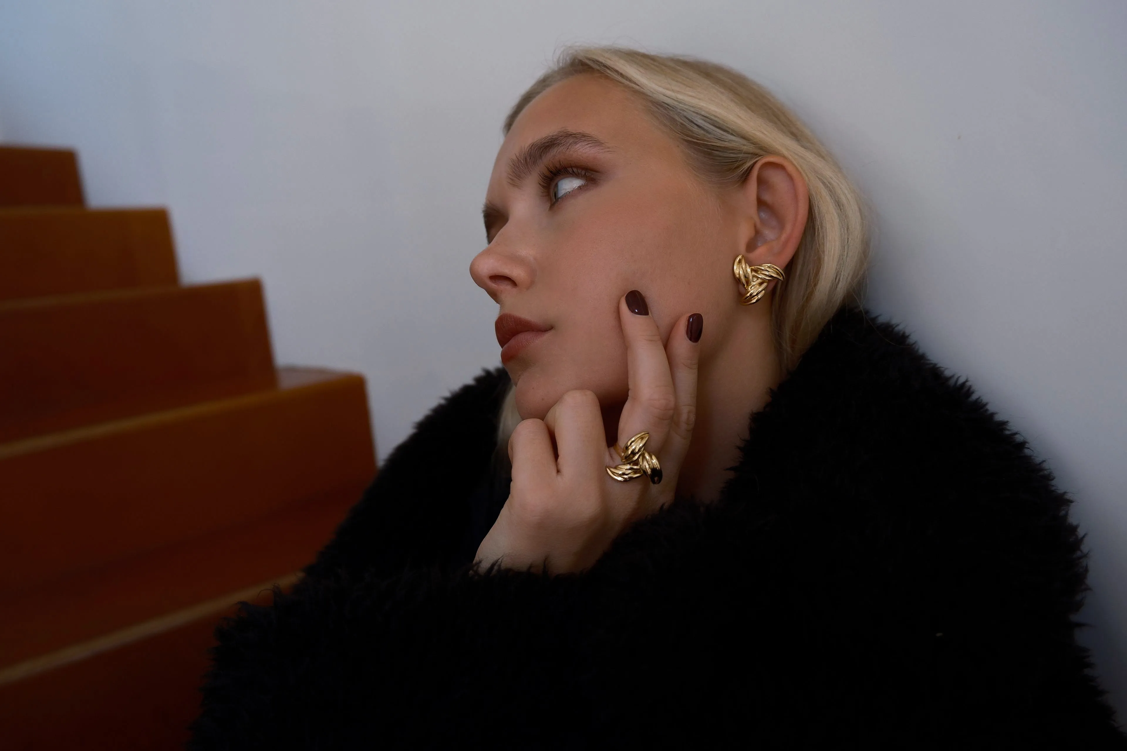 Verve Mini White Rhodium on Brass Earrings